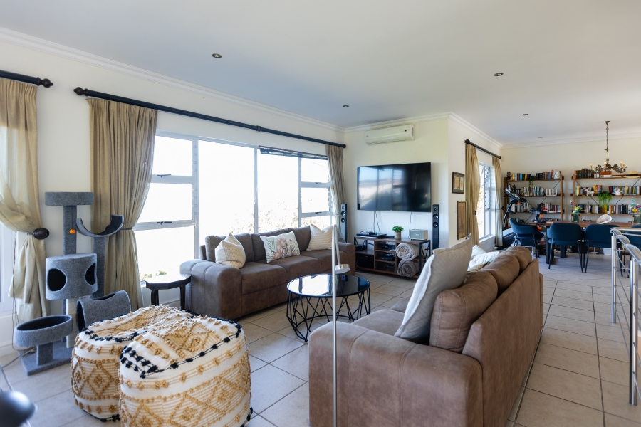 4 Bedroom Property for Sale in Pezula Golf Estate Western Cape